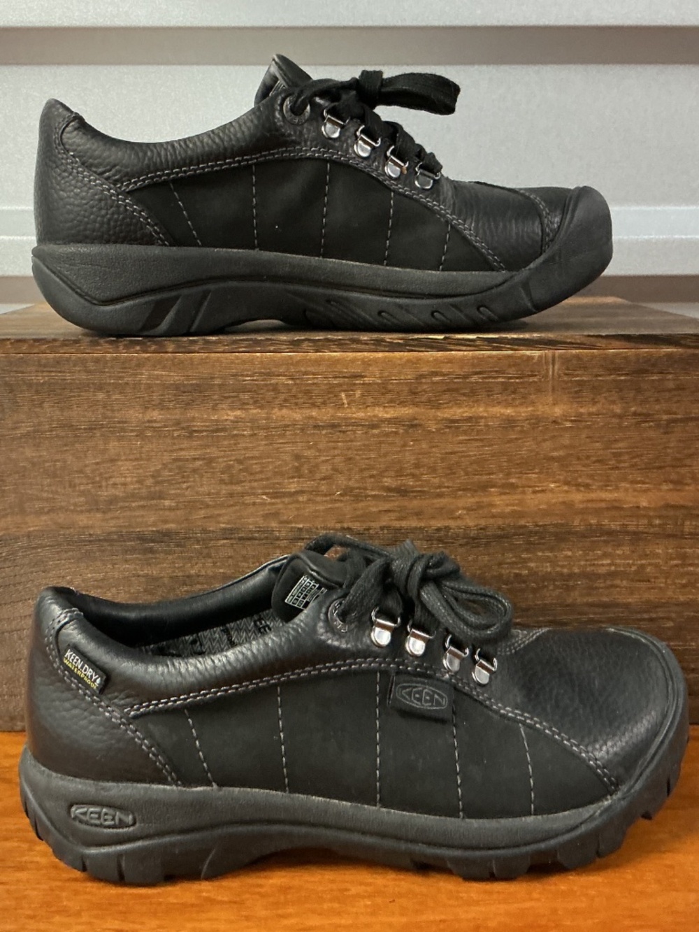 Keen Women Presidio Black Keen-dry Waterproof Shoes 1024274 Size 7